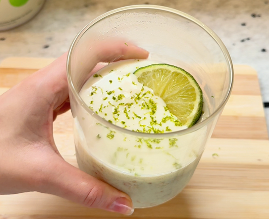 Overnight Oats Proteica com Suco Verde Jui